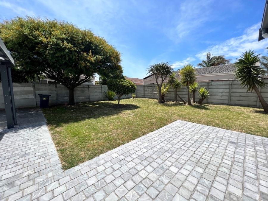 3 Bedroom Property for Sale in Parklands Western Cape